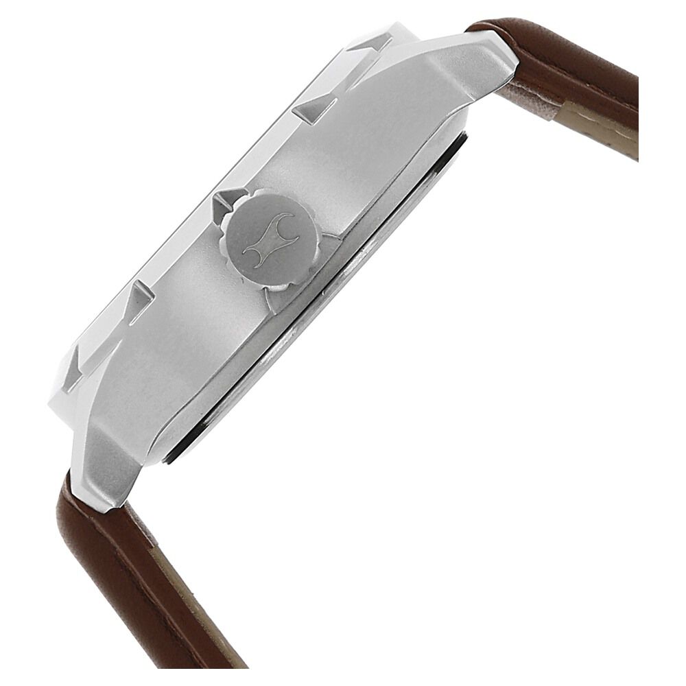 Fastrack watch on sale 3139sja price