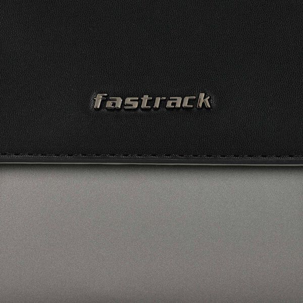 Fastrack AW�25 Sling Satchel - image number 9