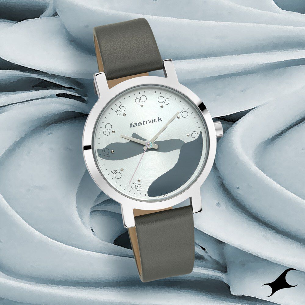 Fastrack Bare Basics Quartz Analog Silver Dial Leather Strap Watch