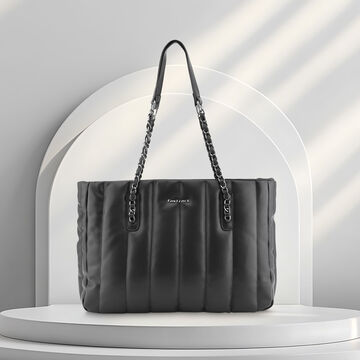Fastrack Quillow Tote in Black