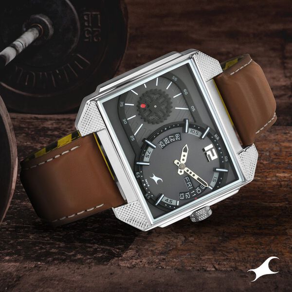 Fastrack Fastfit Quartz Analog with Day and Date Grey Dial Leather Strap Watch for Guys - image number 0