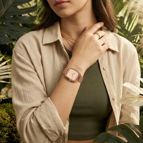 Fastrack Wild Quartz Analog Peach Dial Rose Gold Stainless Steel Strap Watch For Girls - image number 2