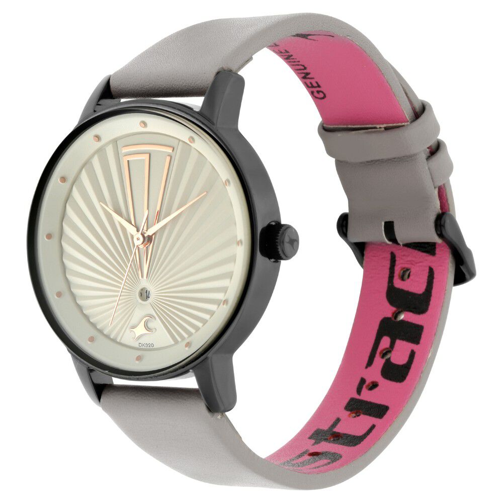Fastrack Ruffles Quartz Analog with Date Grey Dial Leather Strap