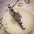 Vyb Successor By Fastrack Quartz Analog Grey Dial Metal Strap Watch For Girls - image number 0