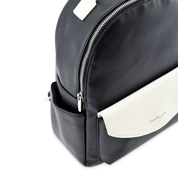 Fastrack Colourblocked Backpack with Adjustable Shoulder Straps - image number 4