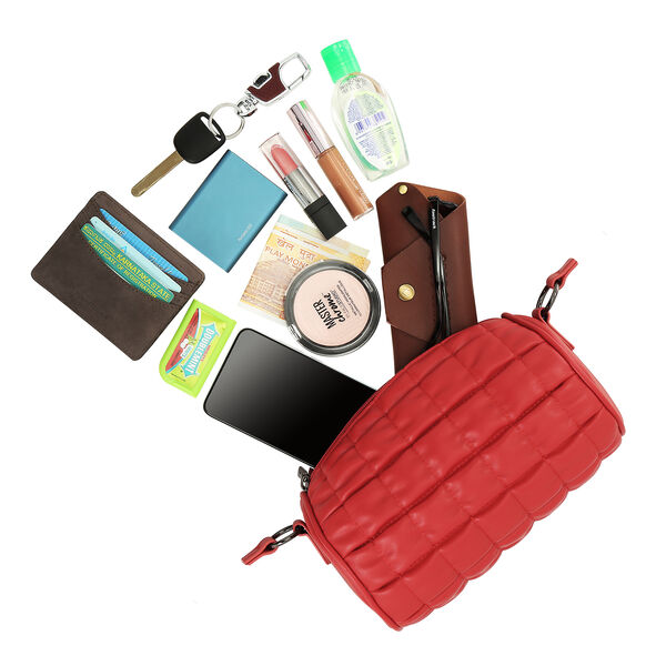 RED QUILTED SLING BAG - image number 6
