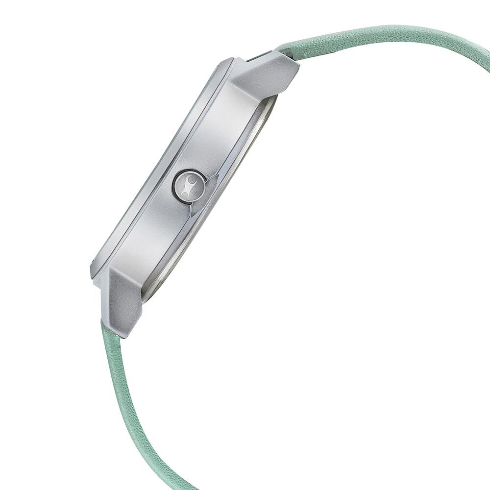Fastrack Sunburn Quartz Analog Green Dial Leather Strap Watch for