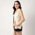 Fastrack Shoulder Slings for Girls - image number 1