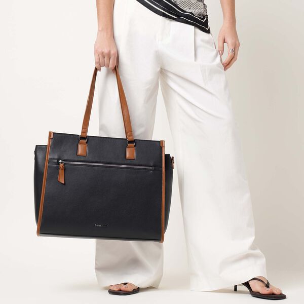 Powercarry laptop tote - black - image number 0