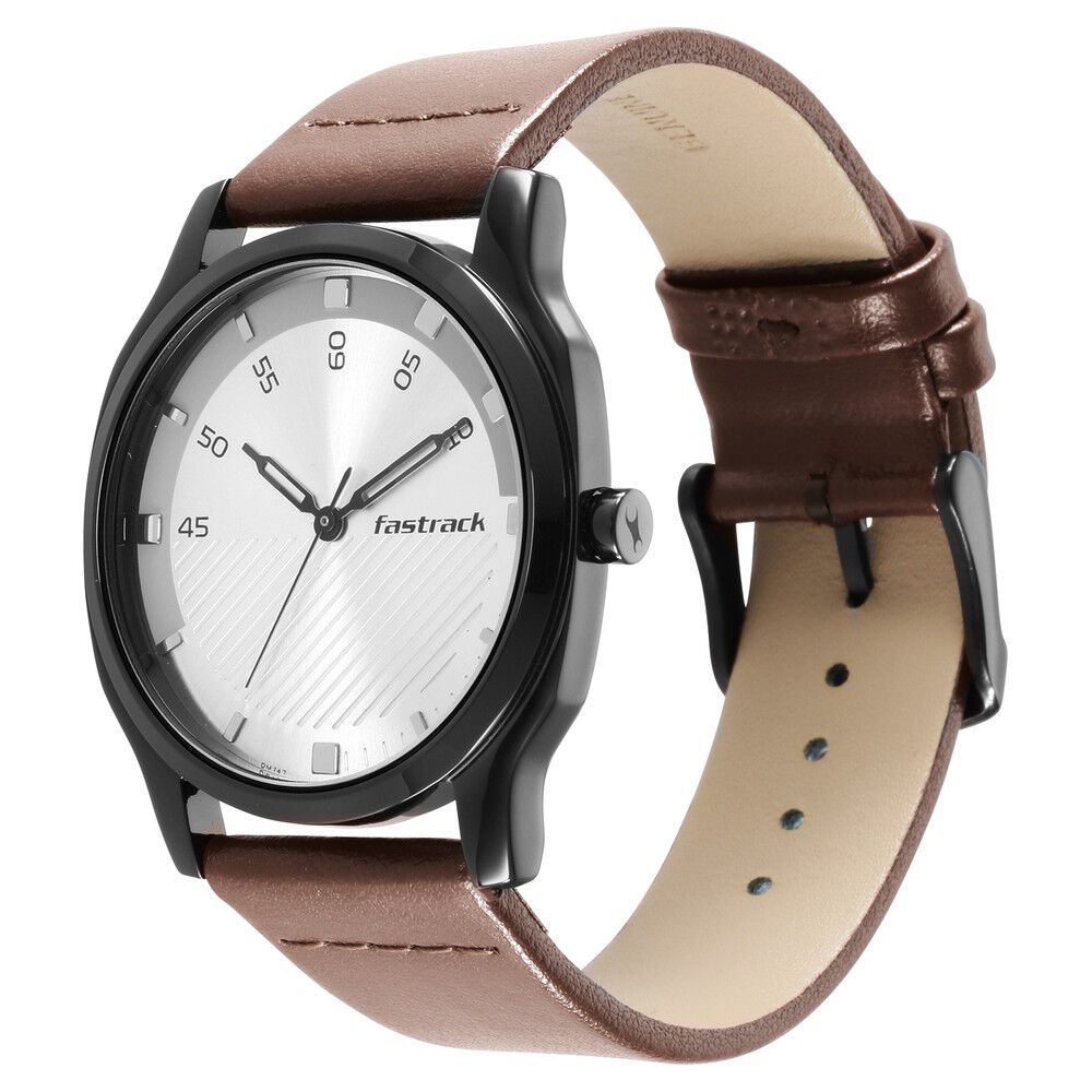 Fastrack Stunners Quartz Analog Silver Dial Leather Strap Watch