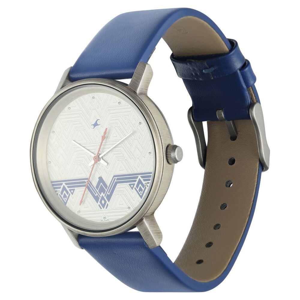 Locket watch fastrack outlet