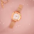 Vyb Runway By Fastrack Quartz Analog Silver Dial Metal Strap Watch For Girls - image number 0