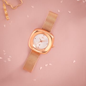 Vyb Runway By Fastrack Quartz Analog Silver Dial Metal Strap Watch For Girls
