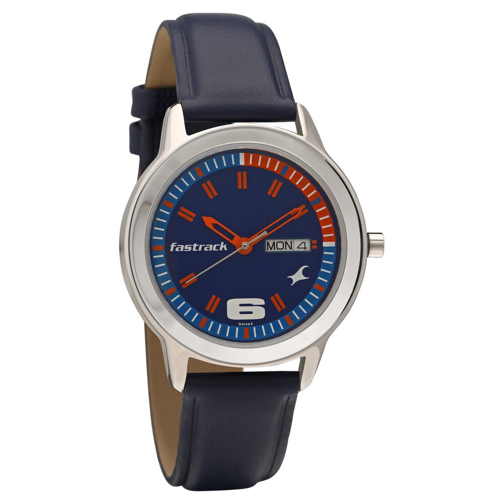 Fastrack watch with outlet date and day