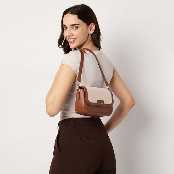 Fastrack Shoulder Slings for Girls - image number 1