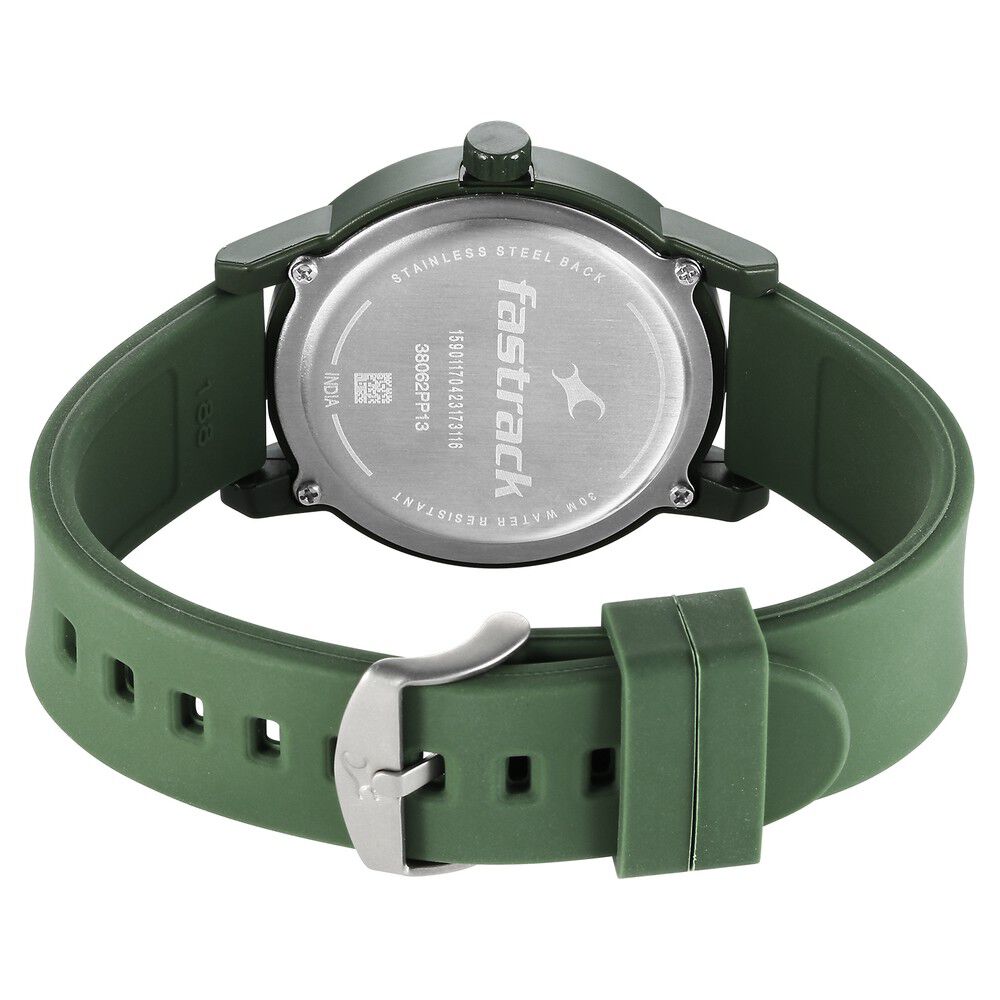 Fastrack black dial online silicone strap watch