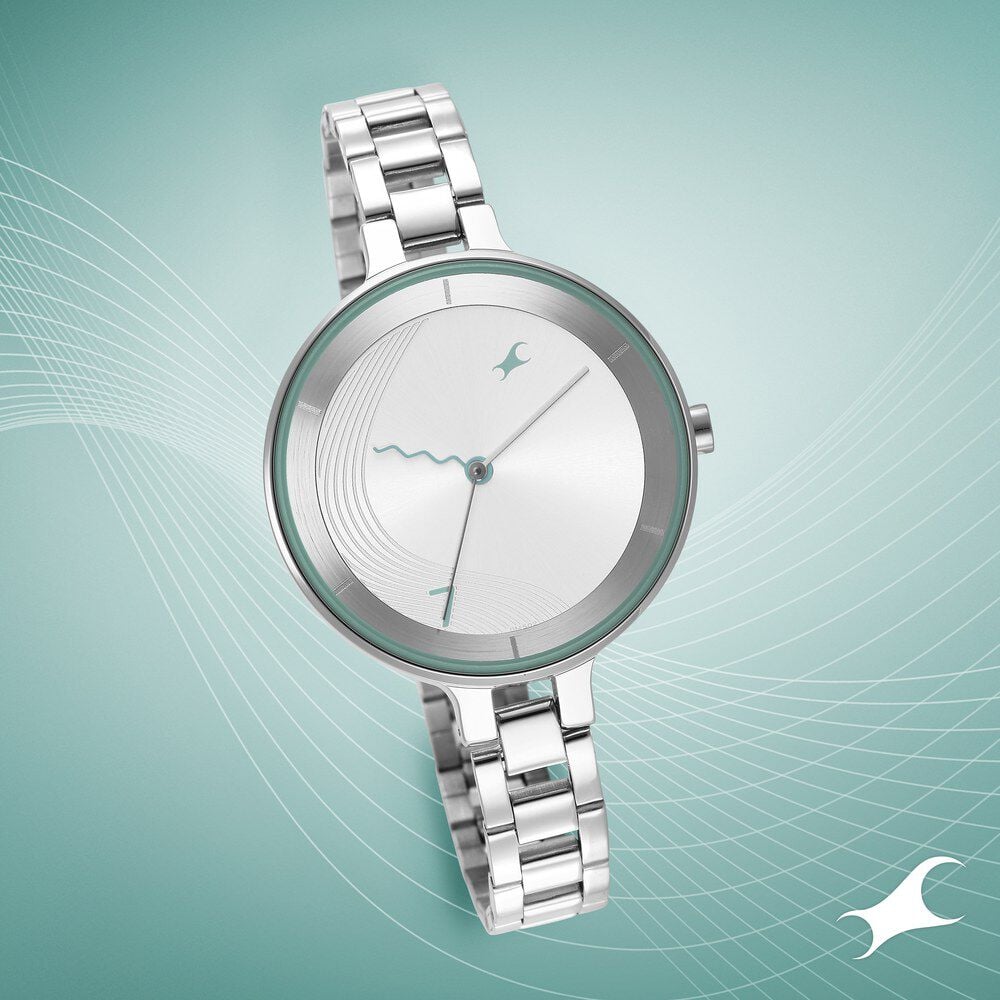 Fastrack wrist watch new arrivals for girl with price