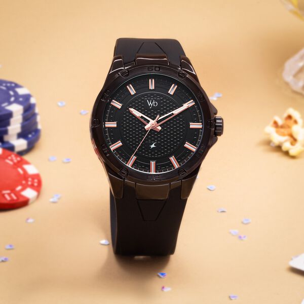 Vyb Challenger By Fastrack Quartz Analog Black Dial Silicone Strap Watch For Guys - image number 0