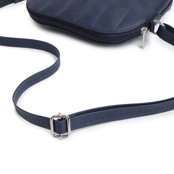 Fastrack Modern Quilted Sling Bag for Women | Trendy, Spacious Bag for Girls, Ladies, Women | Everyday Casual Bag Made from High Quality Faux Leather (Cyan) - image number 4
