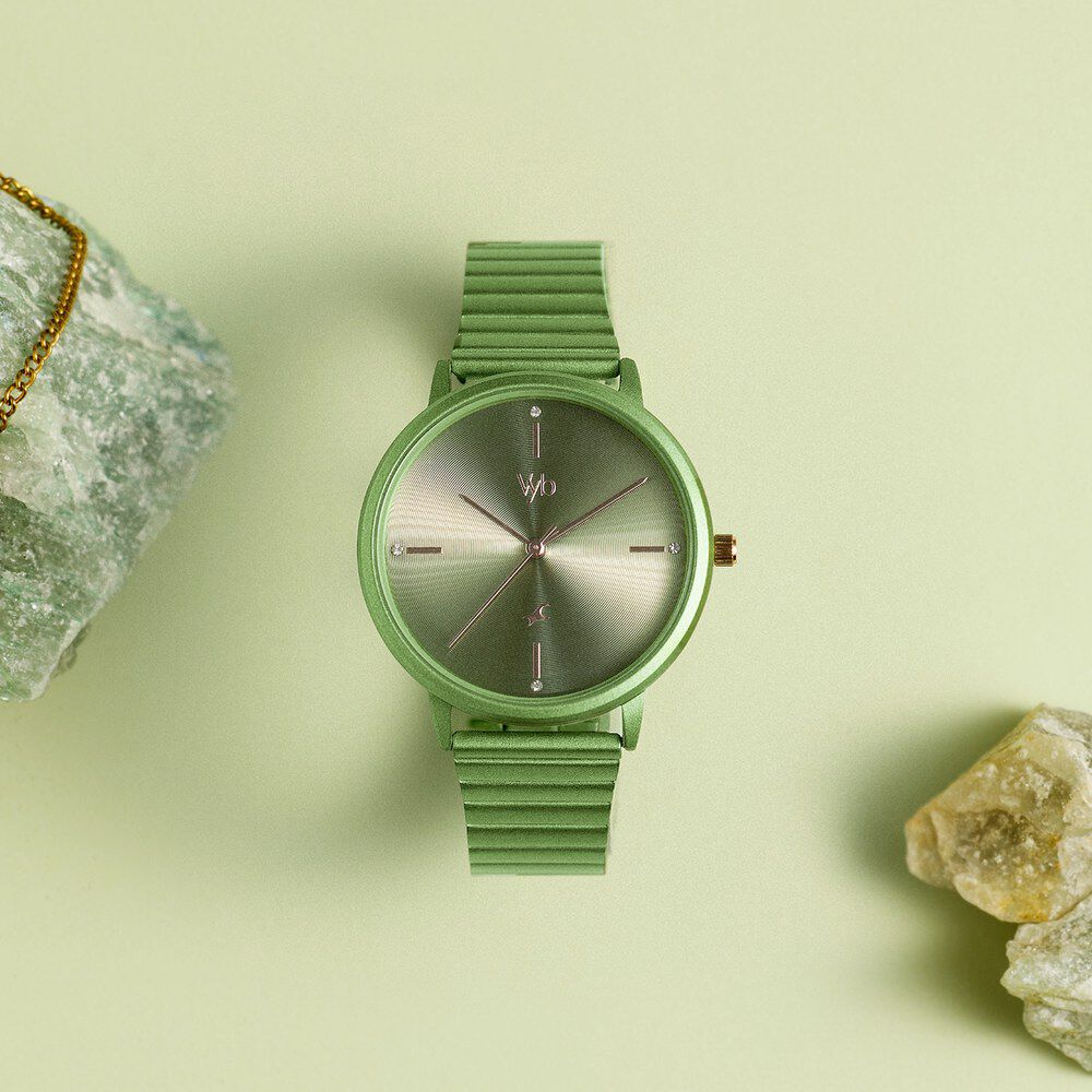 Buy Online Fastrack Vyb Bliss Quartz Analog Green Dial Metal Strap