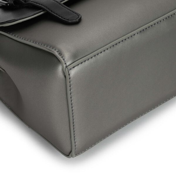 Fastrack AW�25 Sling Satchel - image number 8