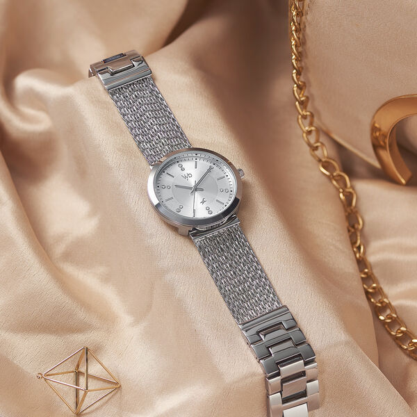 Fastrack Vyb Flare Quartz Analog Silver Dial Metal Strap Watch for Girls - image number 2