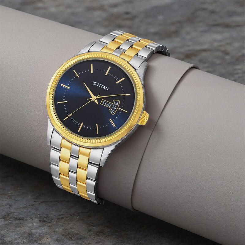 Titan Dual Time Watches Price Titan Men's Trendsetter Watch: Chic