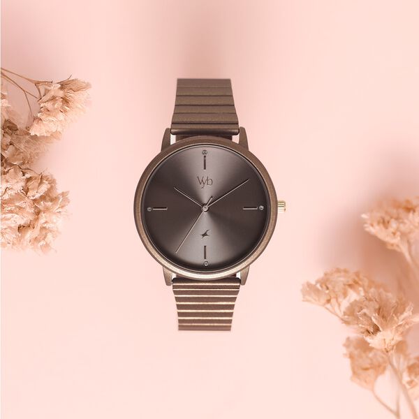 Fastrack Vyb Bliss Quartz Analog Brown Dial Metal Strap Watch For Girls - image number 0