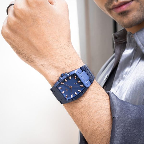 Vyb Pioneer By Fastrack Quartz Analog Blue Dial Metal Strap Watch For Guys - image number 6