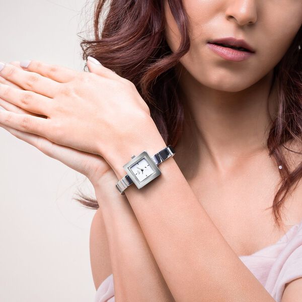Vyb Successor By Fastrack Quartz Analog White Dial Metal Strap Watch For Girls - image number 6