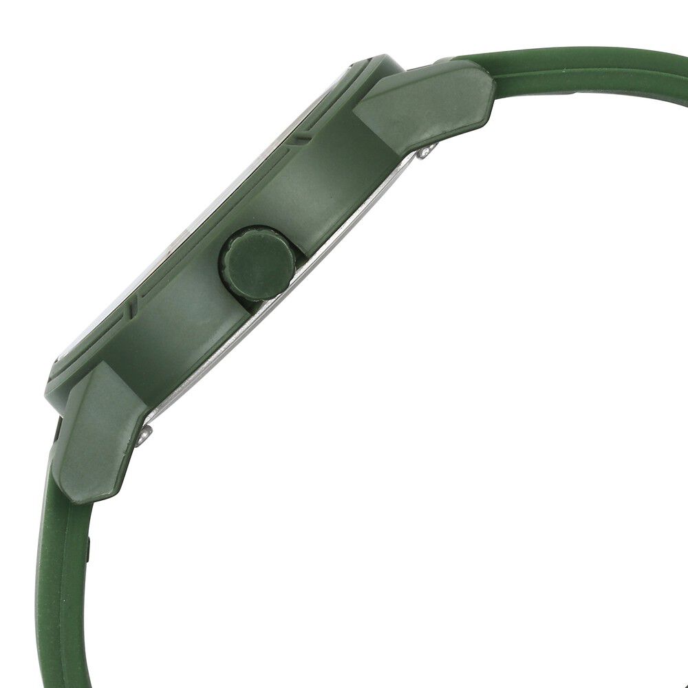 Fastrack black dial online silicone strap watch