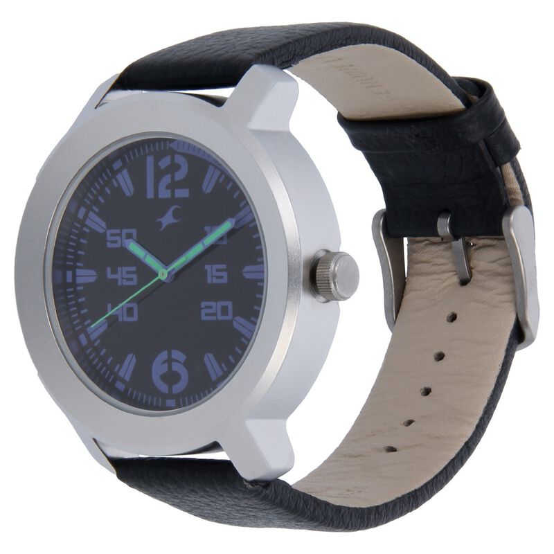 Buy Online Fastrack Quartz Analog Black Dial Leather Strap Watch