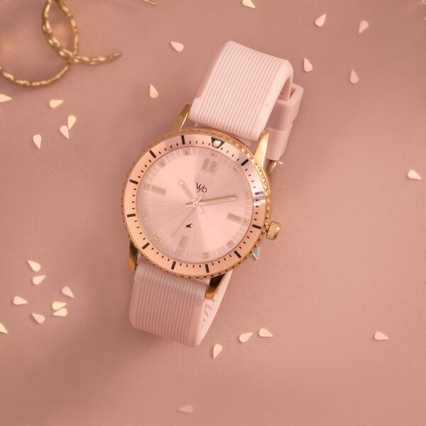 Vyb Manifester By Fastrack Quartz Analog Pink Dial Silicone Strap Watch For Girls - image number 0