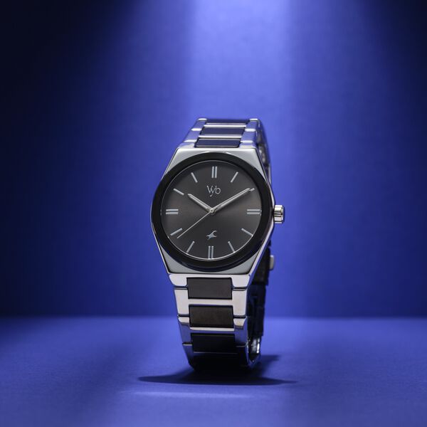Fastrack Vyb Nimbus Quartz Analog Black Dial Two Toned Color Metal Strap Watch For Guys - image number 0