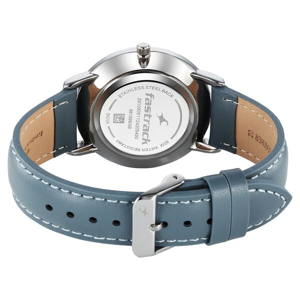 Fastrack Stunners X Quartz Analog Silver Dial Leather Strap Watch For Guys - image number 4
