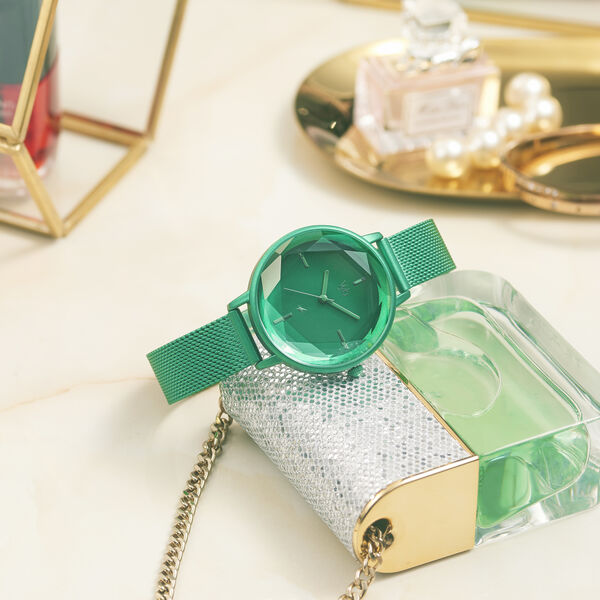 Fastrack Vyb Aurora Quartz Analog Green Dial Stainless Steel Strap Watch for Girls - image number 2
