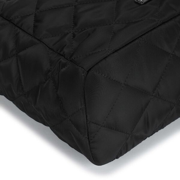 Fastrack Quilted Tote - image number 8