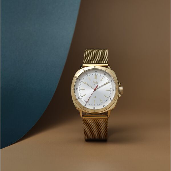 Fastrack Vyb Pioneer Quartz Analog Silver Dial Golden Metal Strap Watch For Guys - image number 0