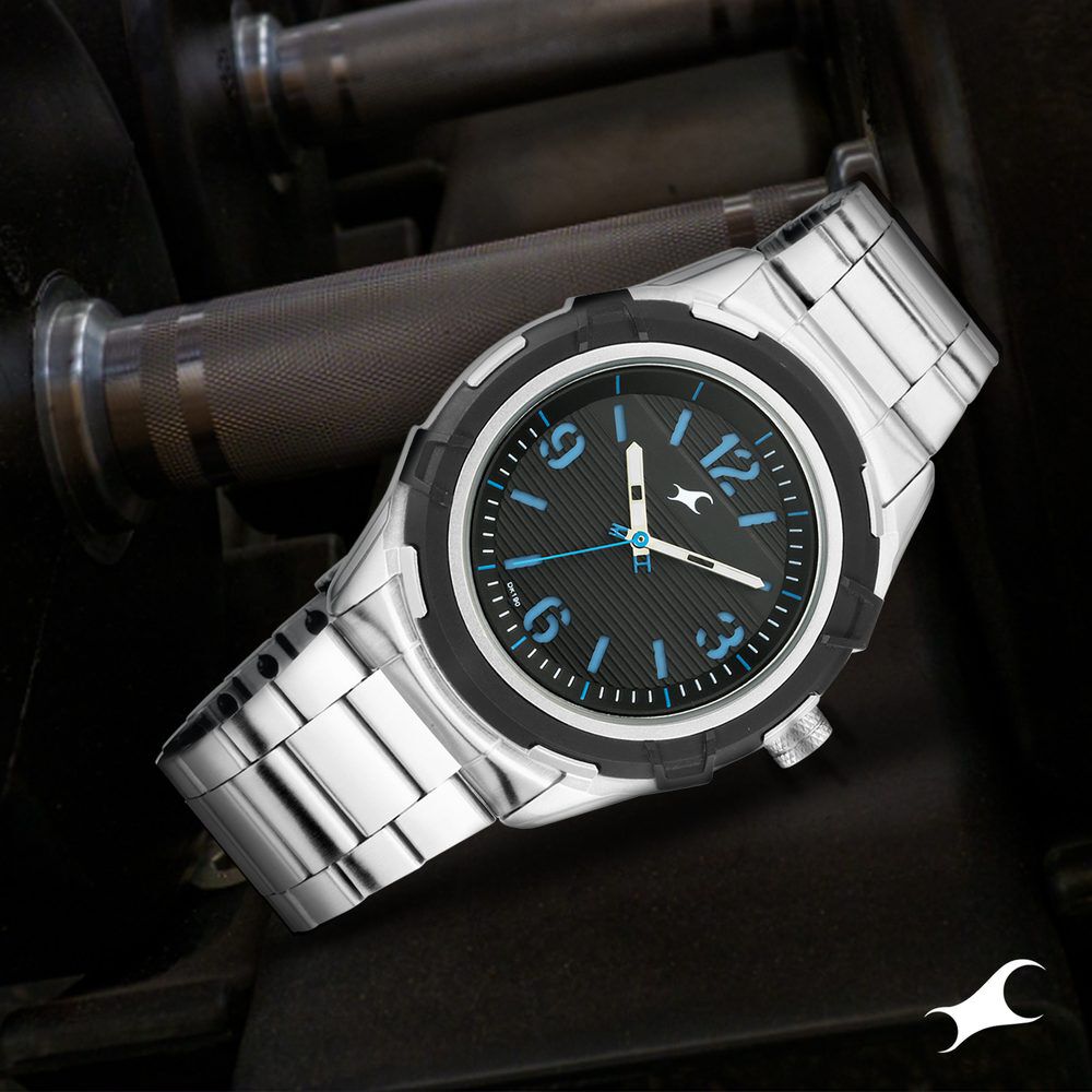 Fastrack black dial shop stainless steel watches