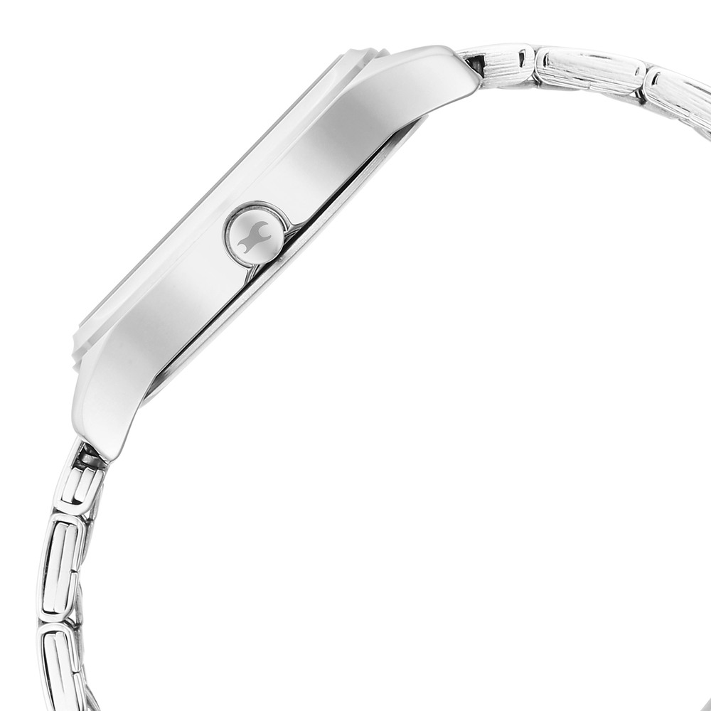 Fastrack Silver Chain Buy Online Fastrack Stunners Quartz Analog Silver Dial Metal Strap ...