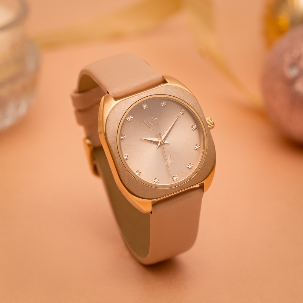 Buy Online Vyb Muse By Fastrack Quartz Analog Pink Dial Leather