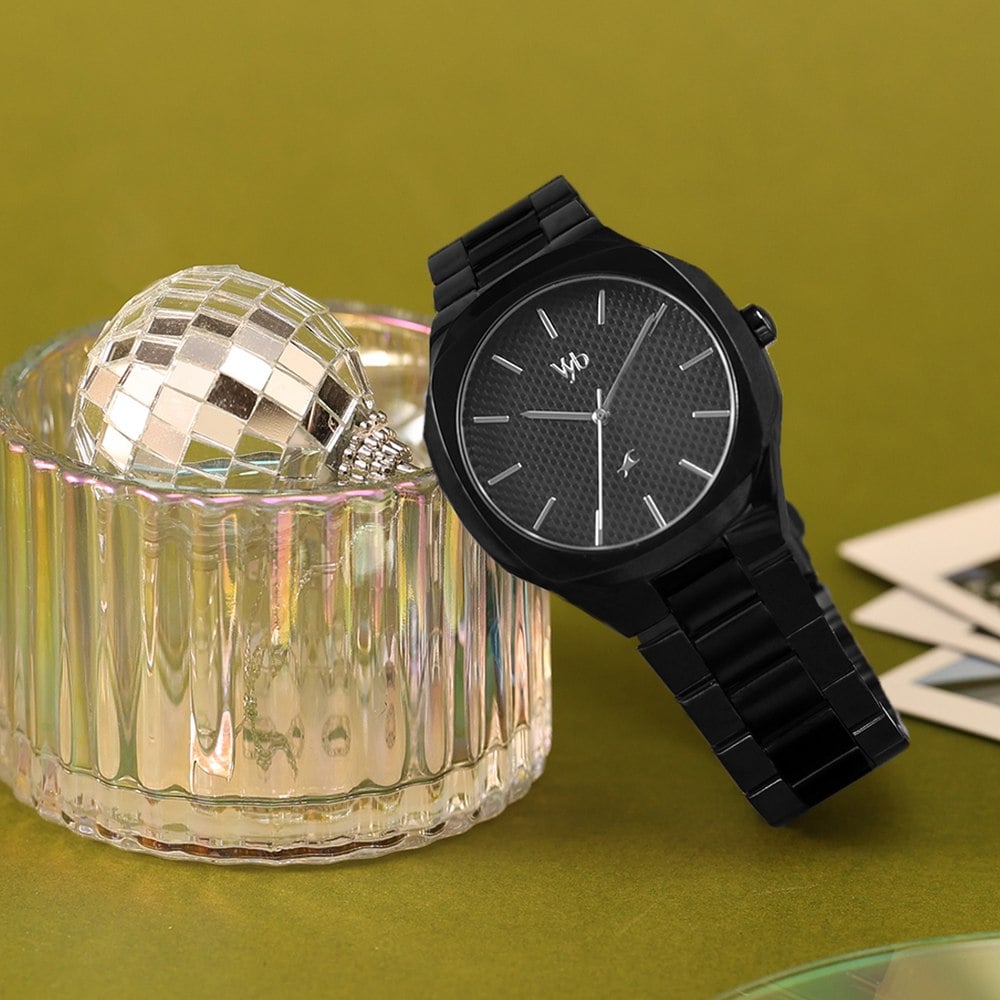 Buy Online Vyb Challenger By Fastrack Quartz Analog Black Dial